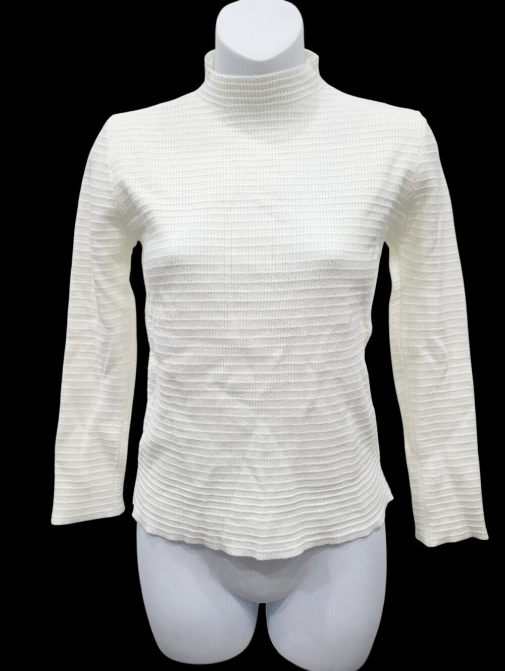 2/$20 Y2K White Waffle Pattern Turtleneck Top Blouse Size: Small